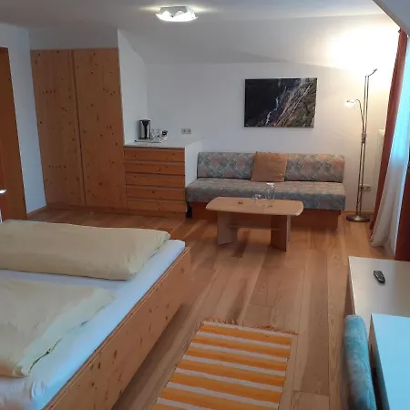 Guest house Gasthof Hirlatz 3*