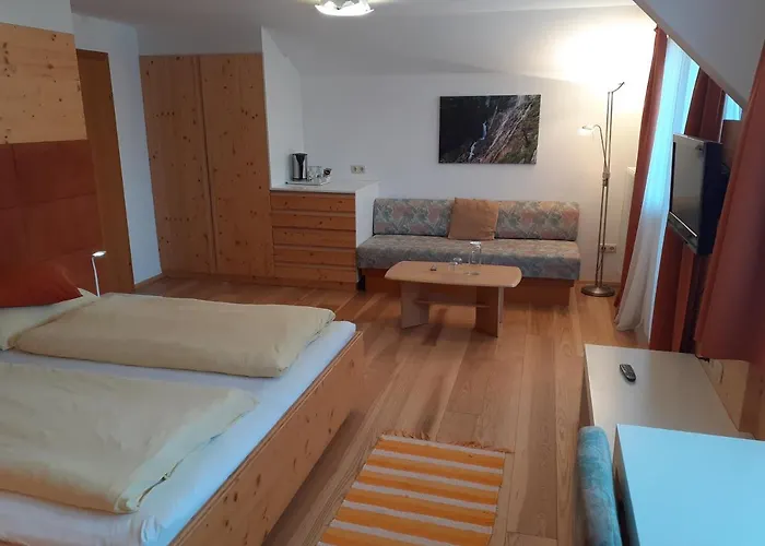 Pensjonat Hirlatz 3*