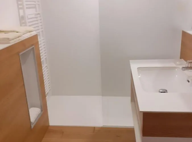 Hirlatz Πανσιόν